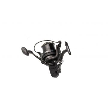 Mulineta crap YN 8000 east shark cu baitrunner 6+1 rulmenti